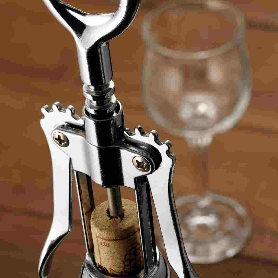 how do you use a rabbit wine opener